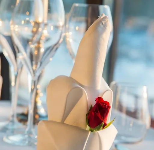 Lohja & فندق كاريالوهيا