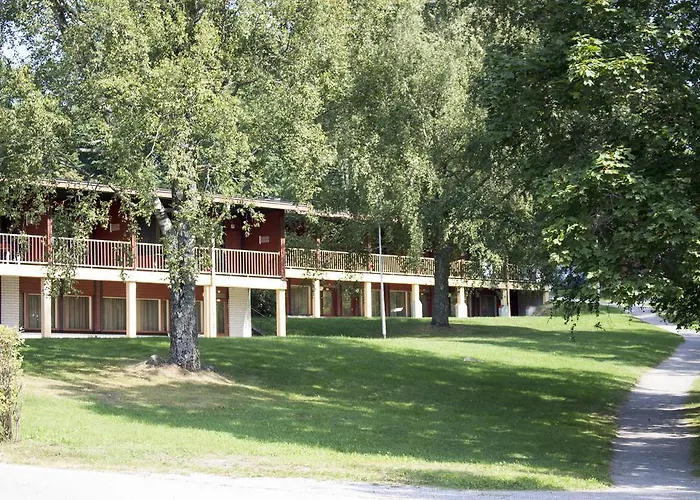 Lohja & كاريالوهيا